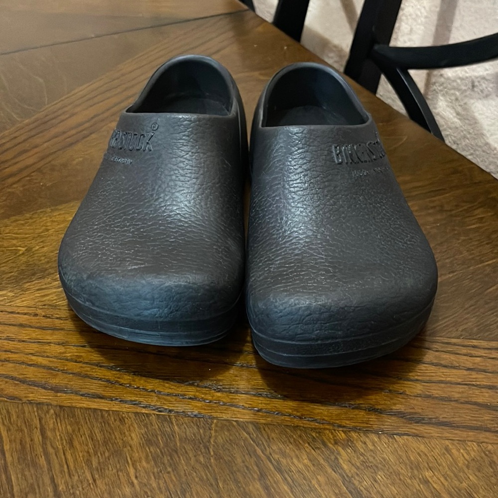 BIRKENSTOCK MULES